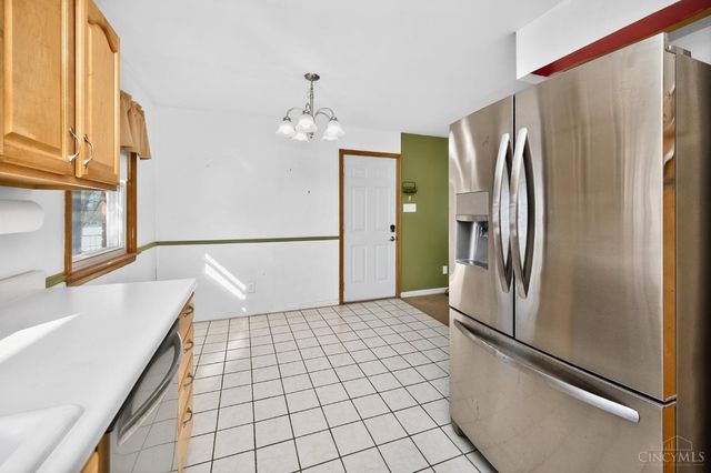 3833 Sterling Drive, Franklin Twp, OH 45005