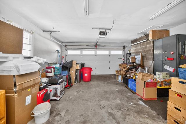 3833 Sterling Drive, Franklin Twp, OH 45005