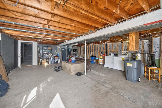 3833 Sterling Drive, Franklin Twp, OH 45005