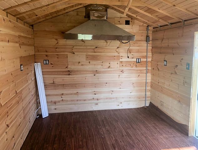 3833 Sterling Drive, Franklin Twp, OH 45005