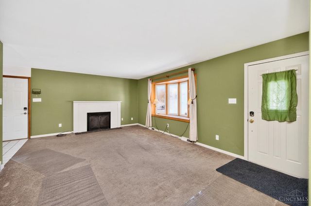 3833 Sterling Drive, Franklin Twp, OH 45005