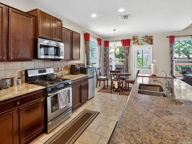 8351 Angelina Parke, San Antonio, TX 78254