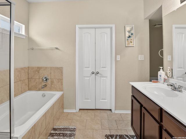 8351 Angelina Parke, San Antonio, TX 78254