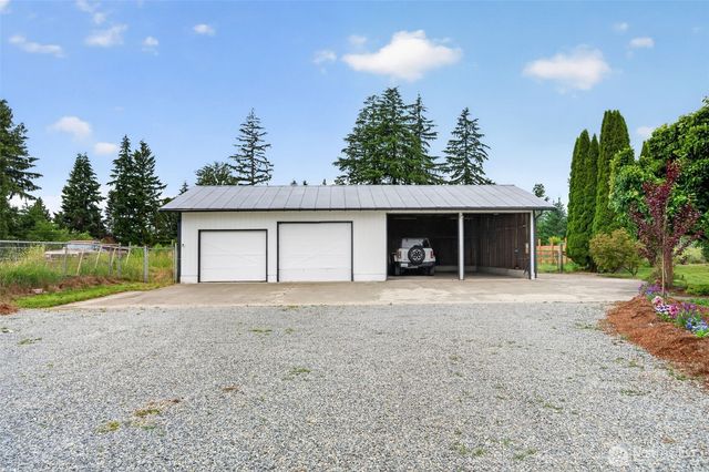 40211 212th Avenue SE, Enumclaw, WA 98022