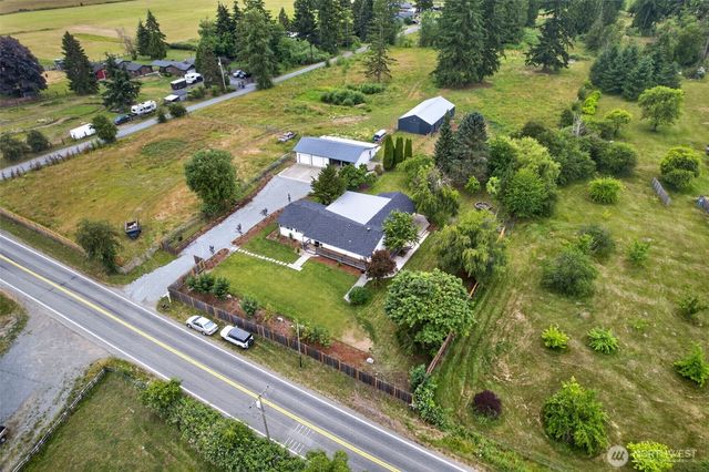 40211 212th Avenue SE, Enumclaw, WA 98022