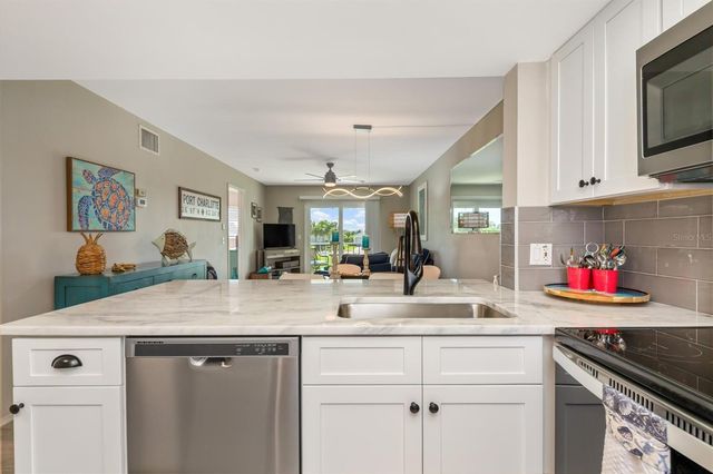 3310 LOVELAND BOULEVARD 1105, Punta Gorda, FL 33980