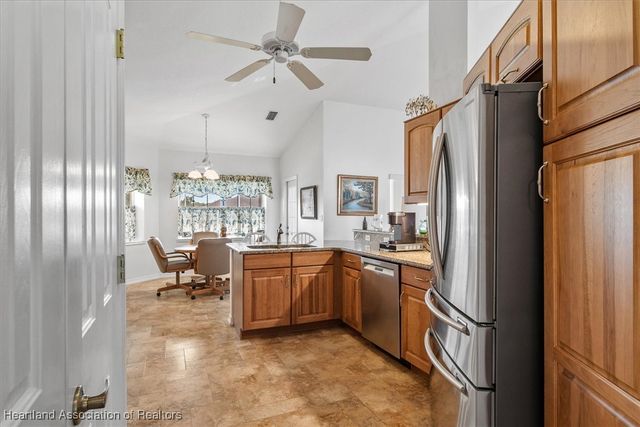 5 Acacia Court N, Lake Placid, FL 33852