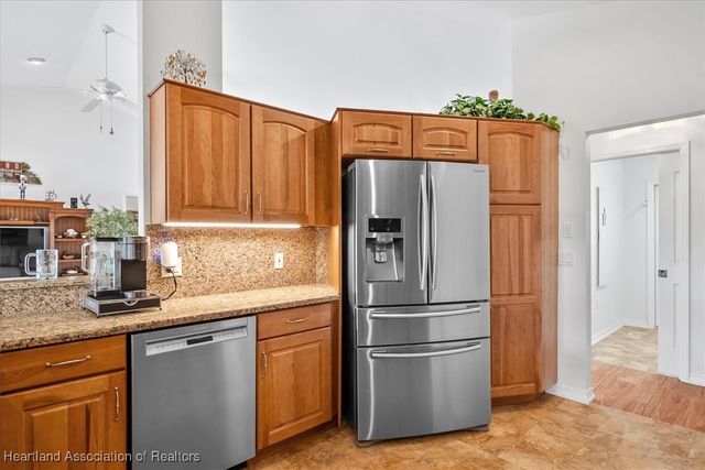 5 Acacia Court N, Lake Placid, FL 33852