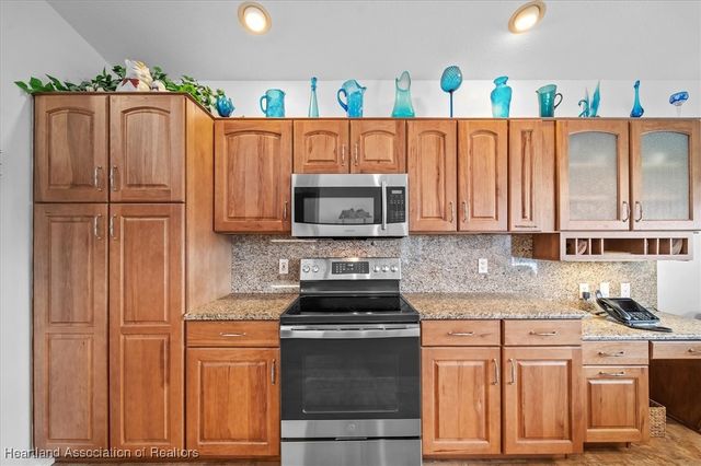 5 Acacia Court N, Lake Placid, FL 33852