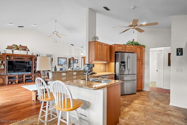 5 Acacia Court N, Lake Placid, FL 33852