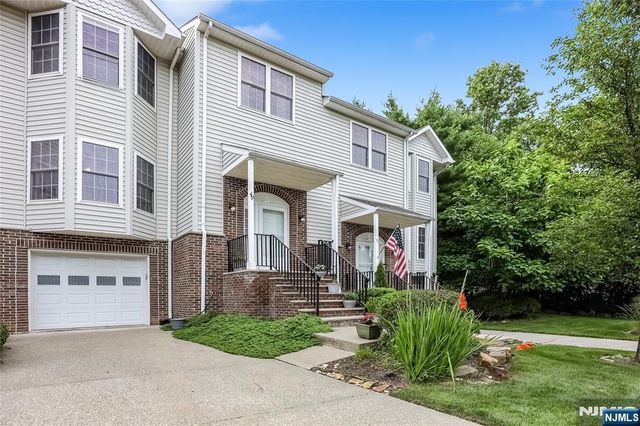49 Rockcreek Terrace, Riverdale Borough, NJ 07457
