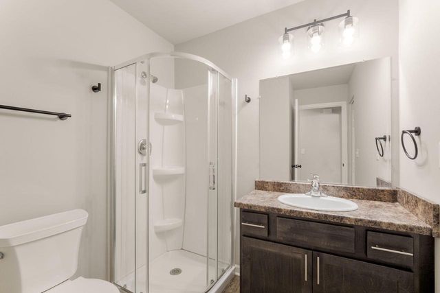 863 Puetz ROAD, Oak Creek, WI 53154