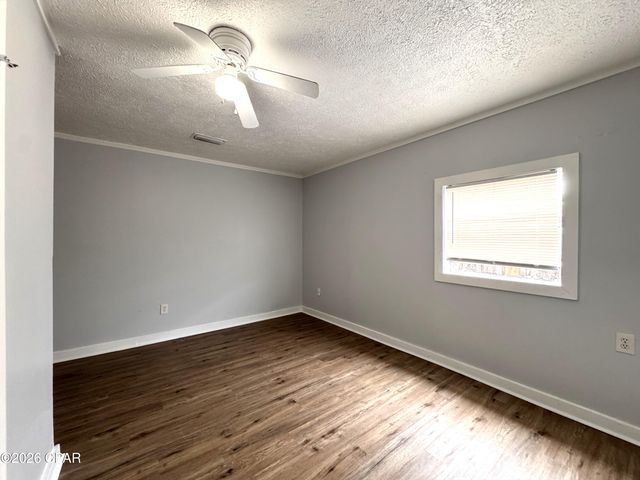237 Helen Avenue E, Panama City, FL 32401