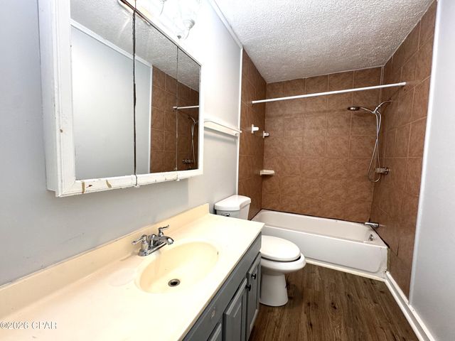 237 Helen Avenue E, Panama City, FL 32401