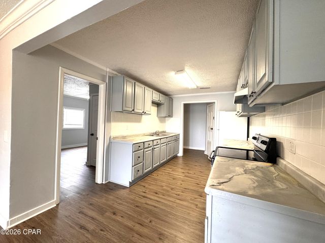 237 Helen Avenue E, Panama City, FL 32401