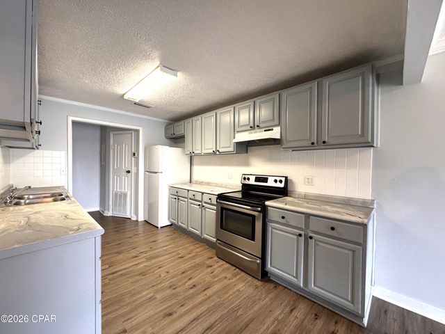 237 Helen Avenue E, Panama City, FL 32401