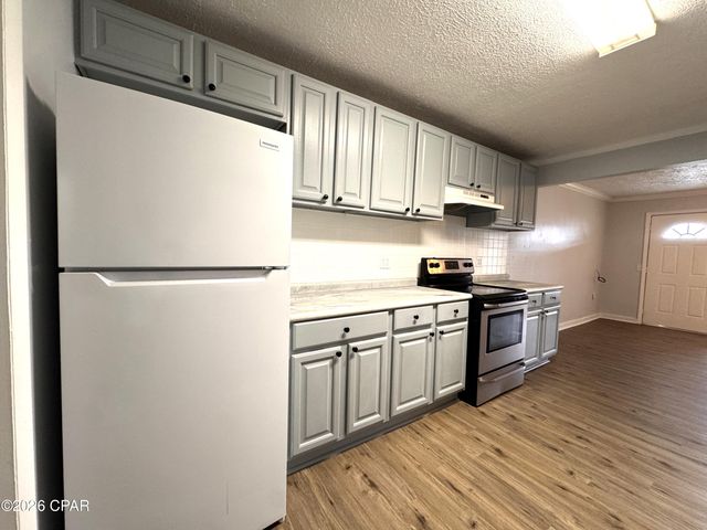 237 Helen Avenue E, Panama City, FL 32401