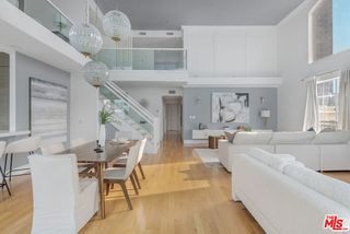 11723 Goshen Avenue 302, Los Angeles, CA 90049