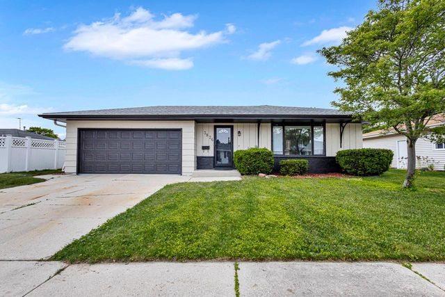 3826 S 15th STREET, Sheboygan, WI 53081