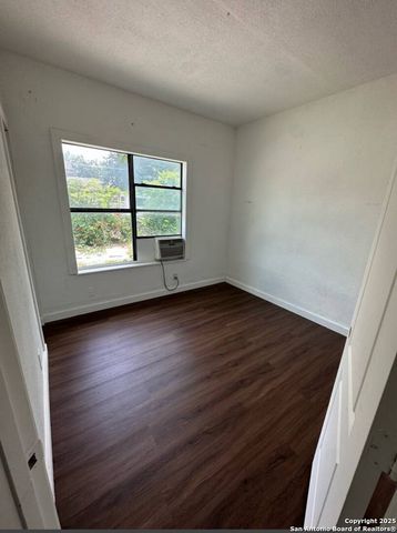 3410 Morales, San Antonio, TX 78207