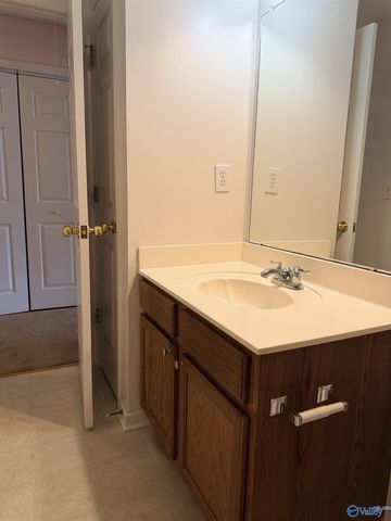 115 SW Tallmadge Court, Huntsville, AL 35824