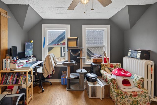 1034 14th Avenue SE, Minneapolis, MN 55414