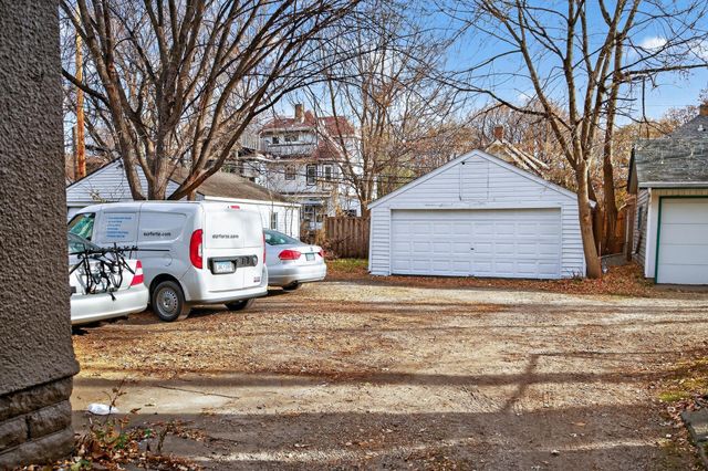 1034 14th Avenue SE, Minneapolis, MN 55414