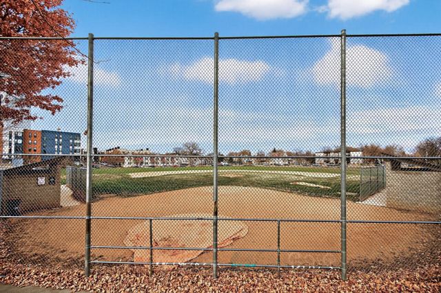 1034 14th Avenue SE, Minneapolis, MN 55414