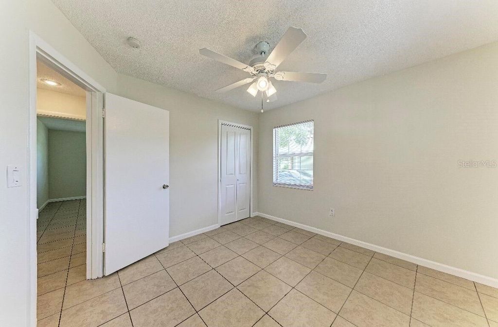 Image 11 of property listing at 3207 19TH AVENUE W, Bradenton, FL 34205