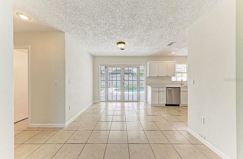 3207 19TH AVENUE W, BRADENTON, FL 34205 — photo 5
