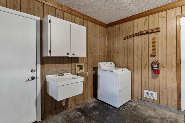 822 DUNDEE CIRCLE 822, Leesburg, FL 34788