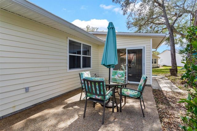 822 DUNDEE CIRCLE 822, Leesburg, FL 34788