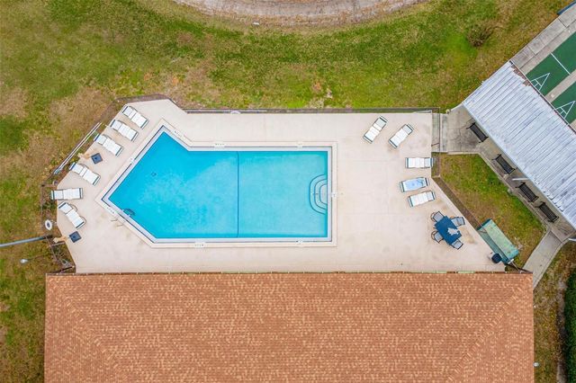 822 DUNDEE CIRCLE 822, Leesburg, FL 34788