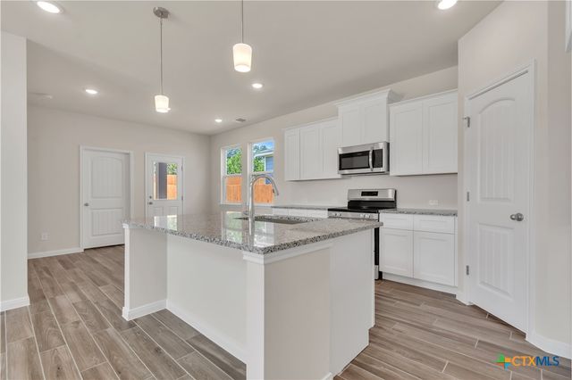 401 Dobson, Killeen, TX 76542