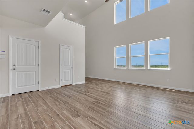 401 Dobson, Killeen, TX 76542