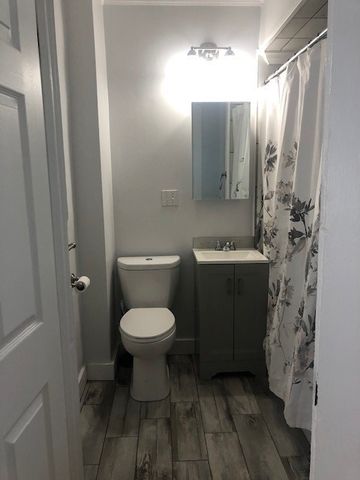 33 Ann Street, Newport, RI 02840