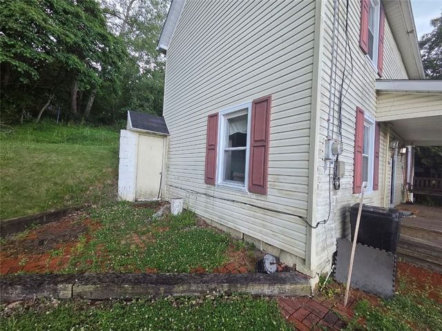 5773 Harrison Ave, Export, PA 15632