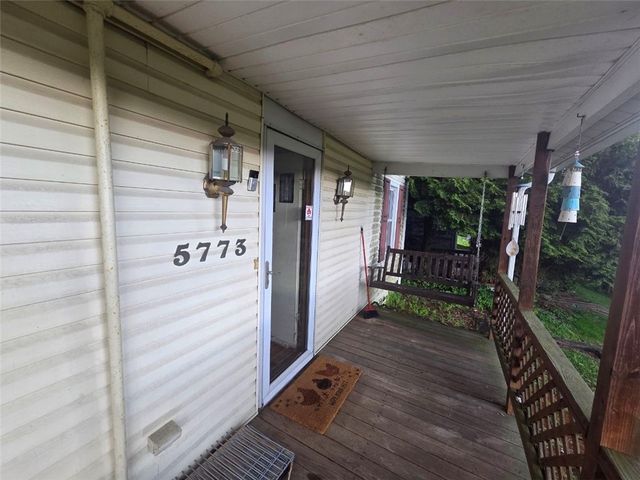 5773 Harrison Ave, Export, PA 15632