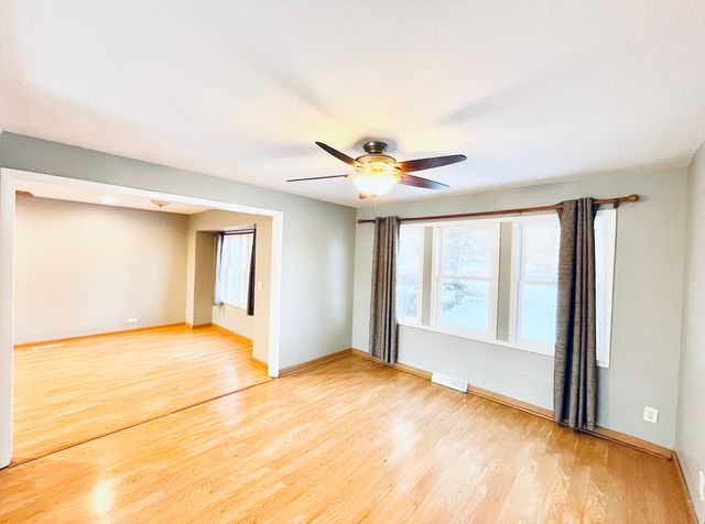 8819 Pine Avenue, Wonder Lake, IL 60097