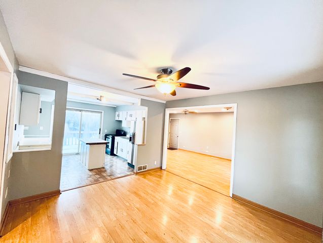 8819 Pine Avenue, Wonder Lake, IL 60097