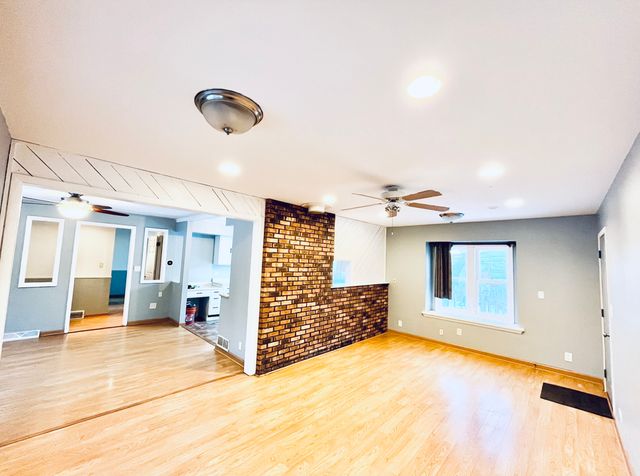 8819 Pine Avenue, Wonder Lake, IL 60097