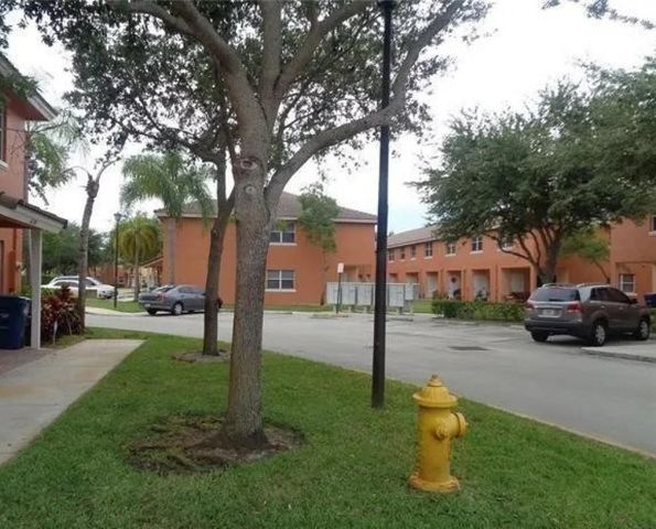 6765 Sienna Club Place, Lauderhill, FL 33319