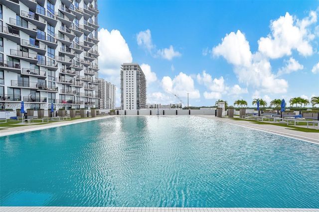 5300 NW 85th Ave 1107, Doral, FL 33166