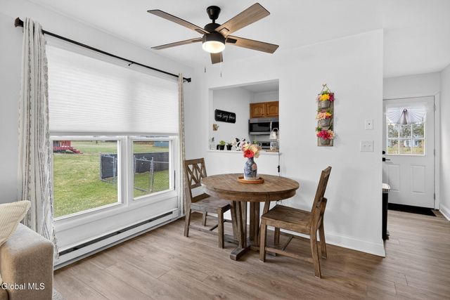 10 Pheasant Run, Waterford, NY 12188