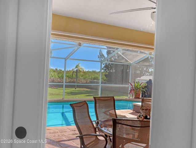 2710 S Courtenay Parkway, Merritt Island, FL 32952