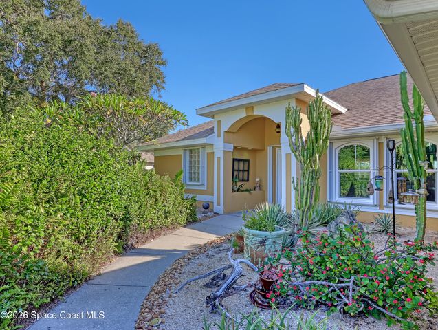 2710 S Courtenay Parkway, Merritt Island, FL 32952