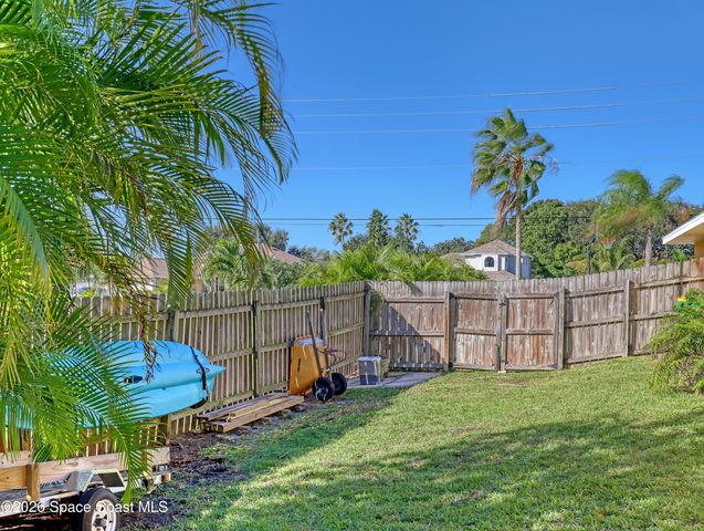 2710 S Courtenay Parkway, Merritt Island, FL 32952