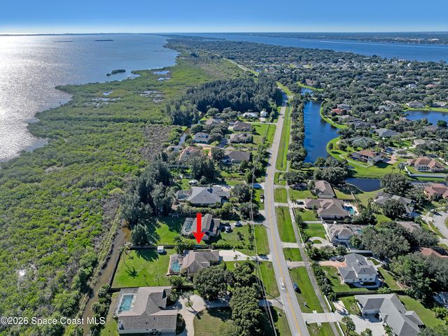 2710 S Courtenay Parkway, Merritt Island, FL 32952