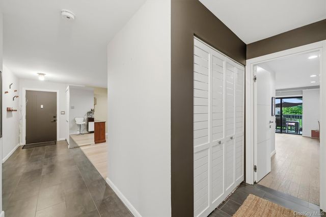 347 Martling Avenue, Tarrytown, NY 10591