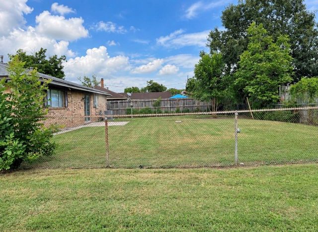 14702 Leming Court, Houston, TX 77015
